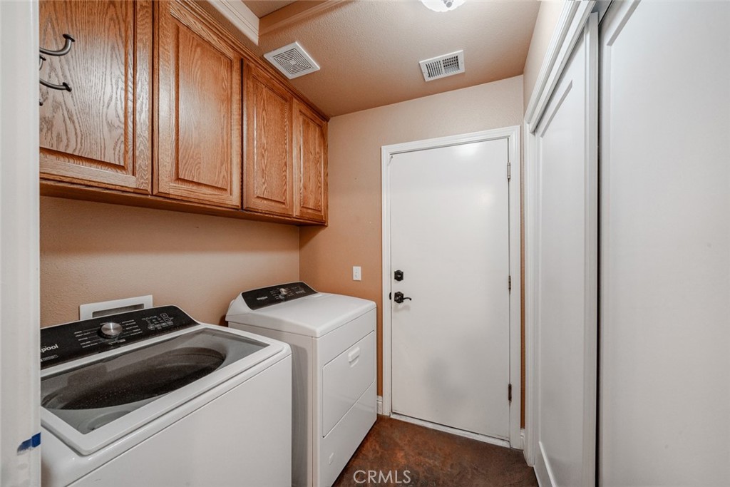 2232 Howard St, Kingsburg, CA 93631