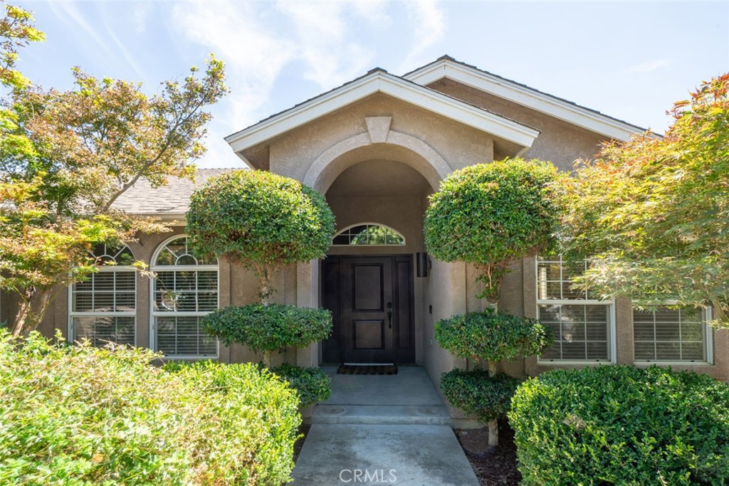 2232 Howard St, Kingsburg, CA 93631