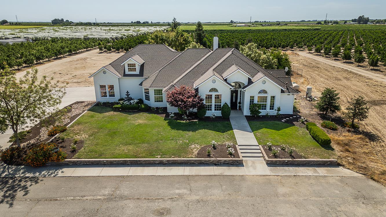 16695 Indianola Ave, Kingsburg, CA 93631
