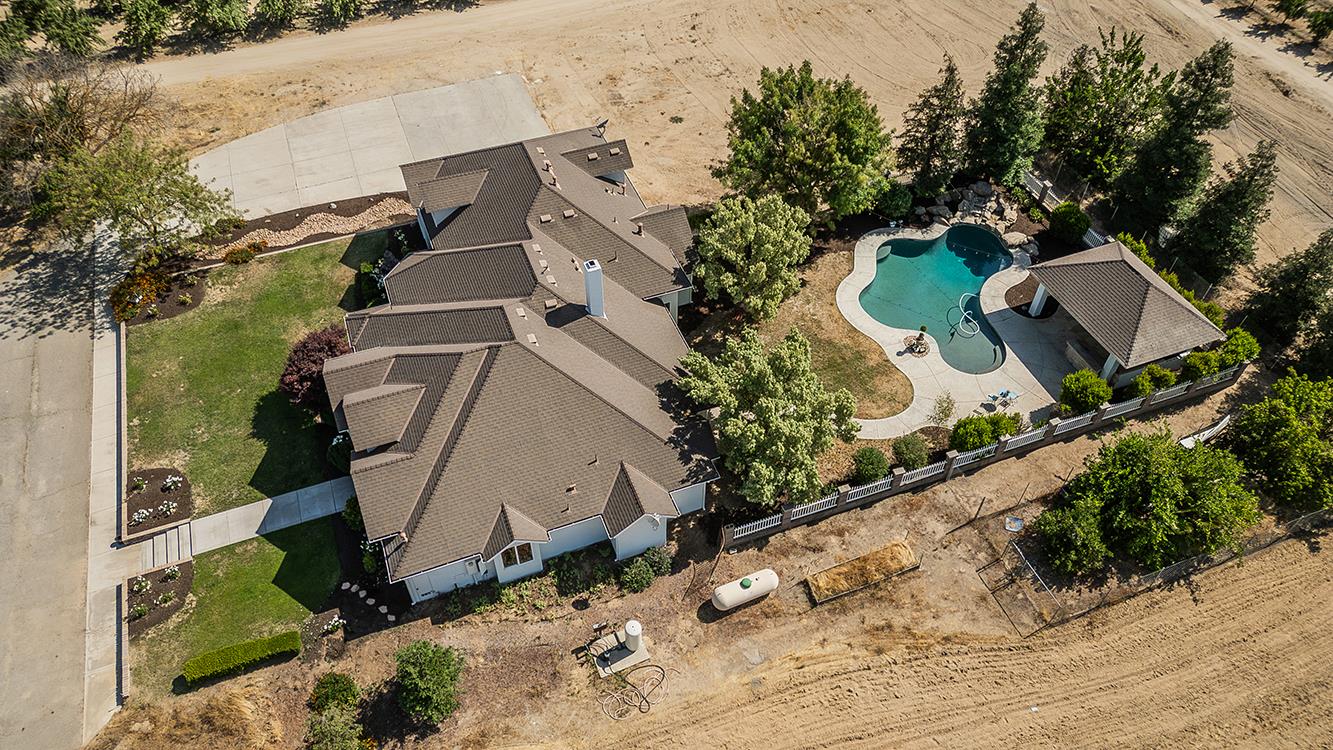 16695 Indianola Ave, Kingsburg, CA 93631