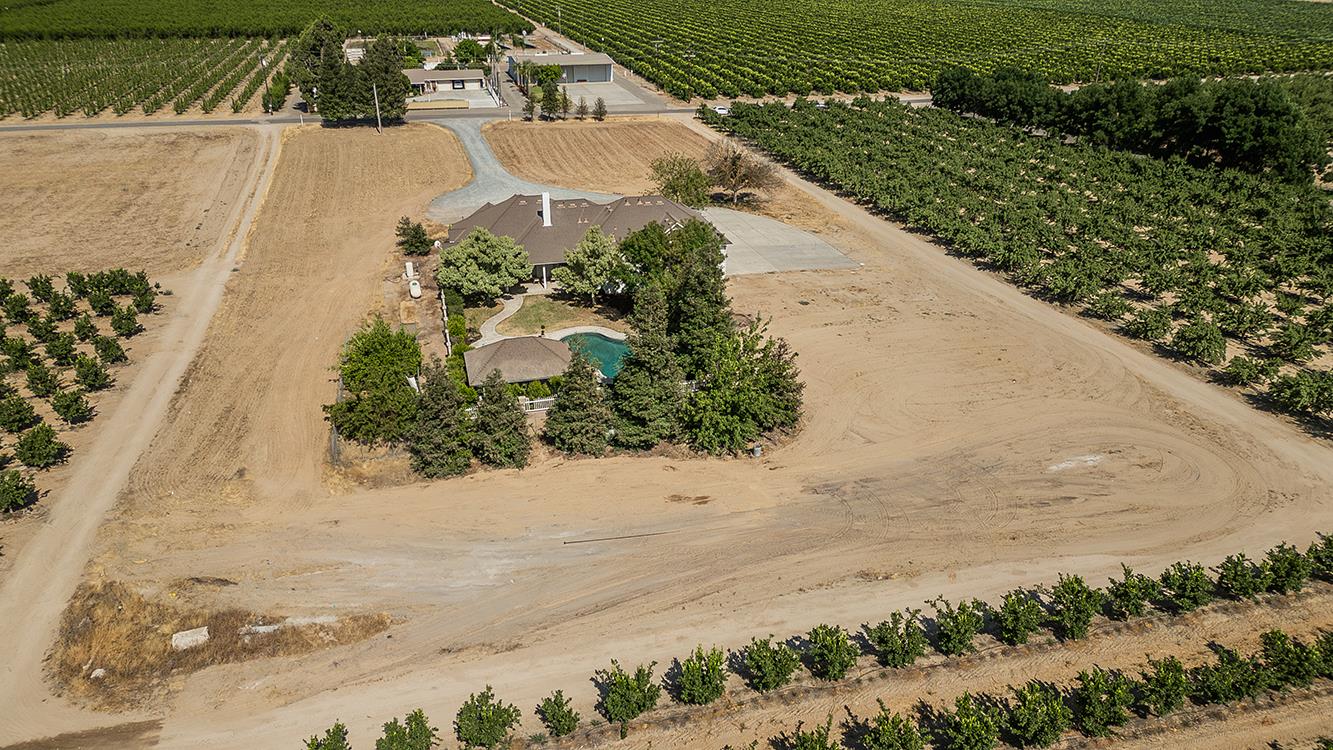 16695 Indianola Ave, Kingsburg, CA 93631