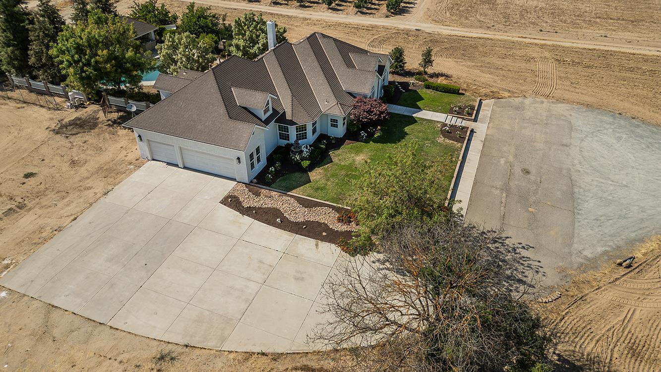 16695 Indianola Ave, Kingsburg, CA 93631