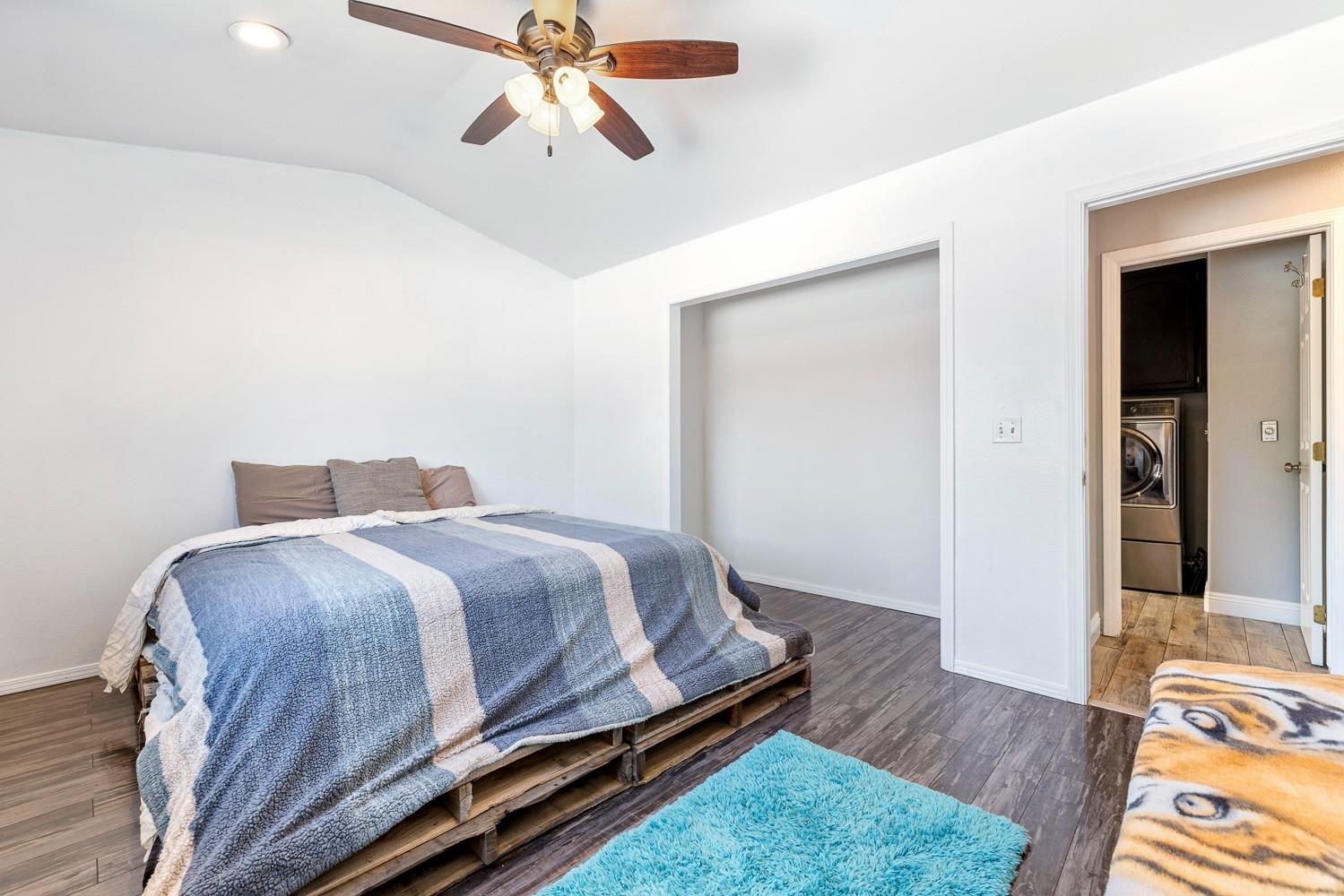2371 Sophia Ln, Kingsburg, CA 93631