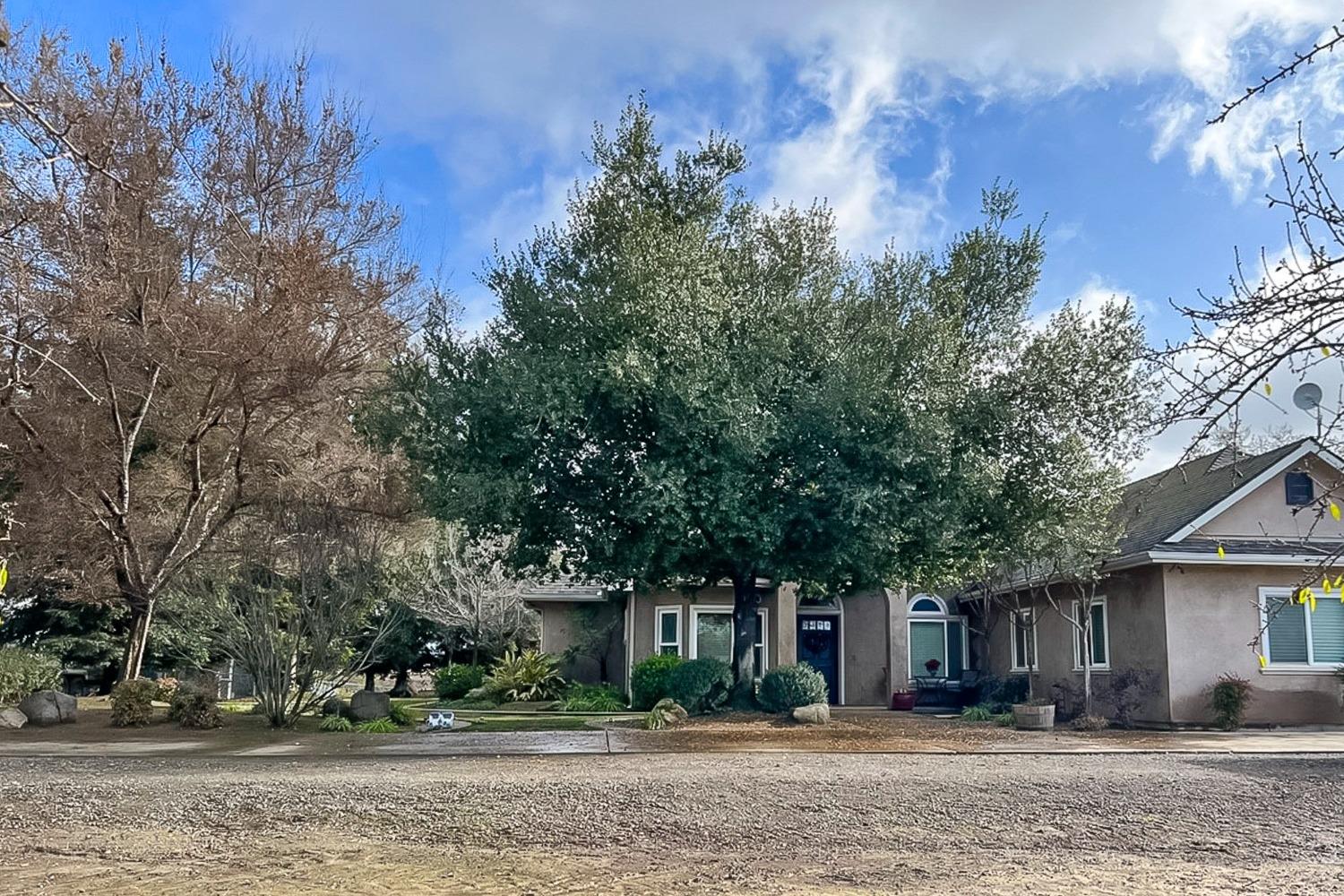 1710 Avenue 388, Kingsburg, CA 93631