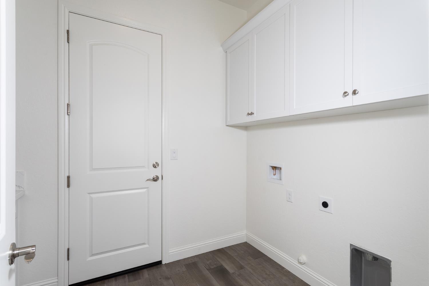 3081 19th St, Kingsburg, CA 93631