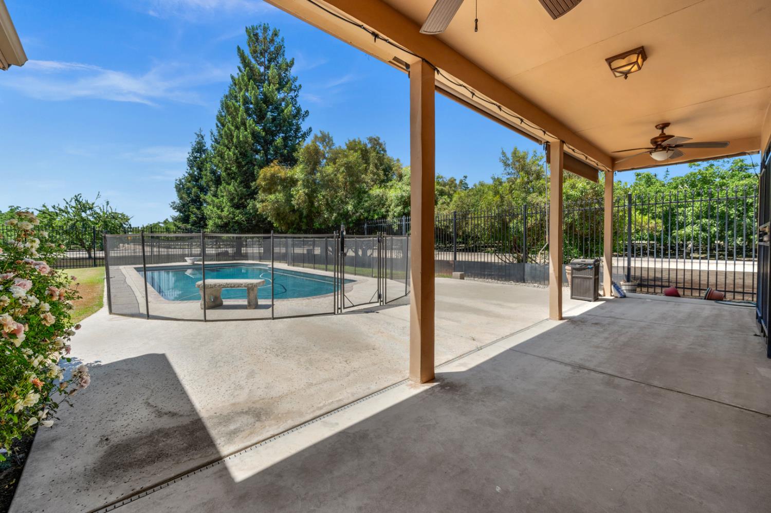 13715 Nebraska, Kingsburg, CA 93631