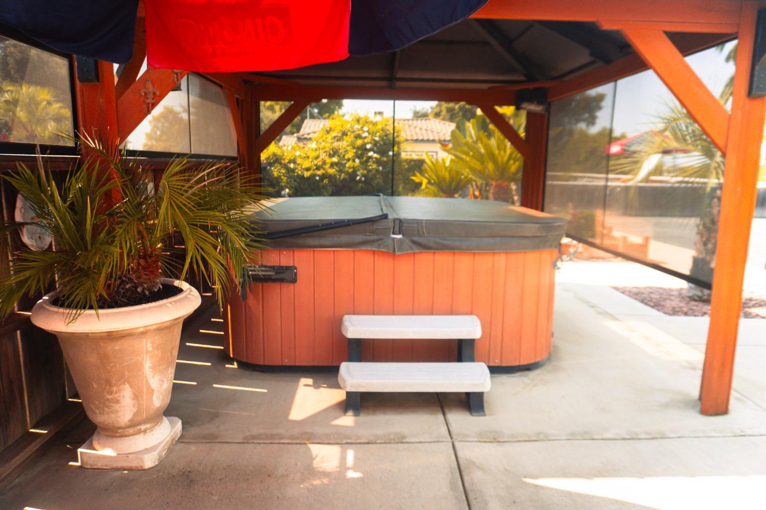 7315 S Kings River Rd, Parlier, CA 93648