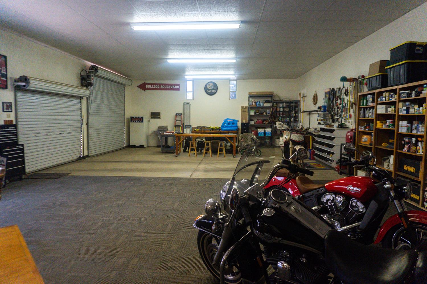 7315 S Kings River Rd, Parlier, CA 93648