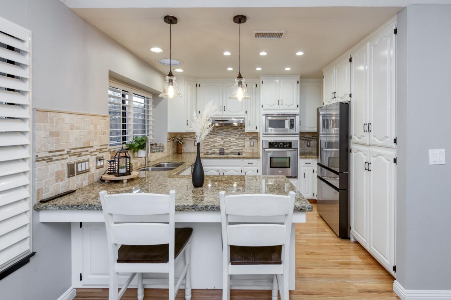 2450 Harold St, Kingsburg, CA 93631