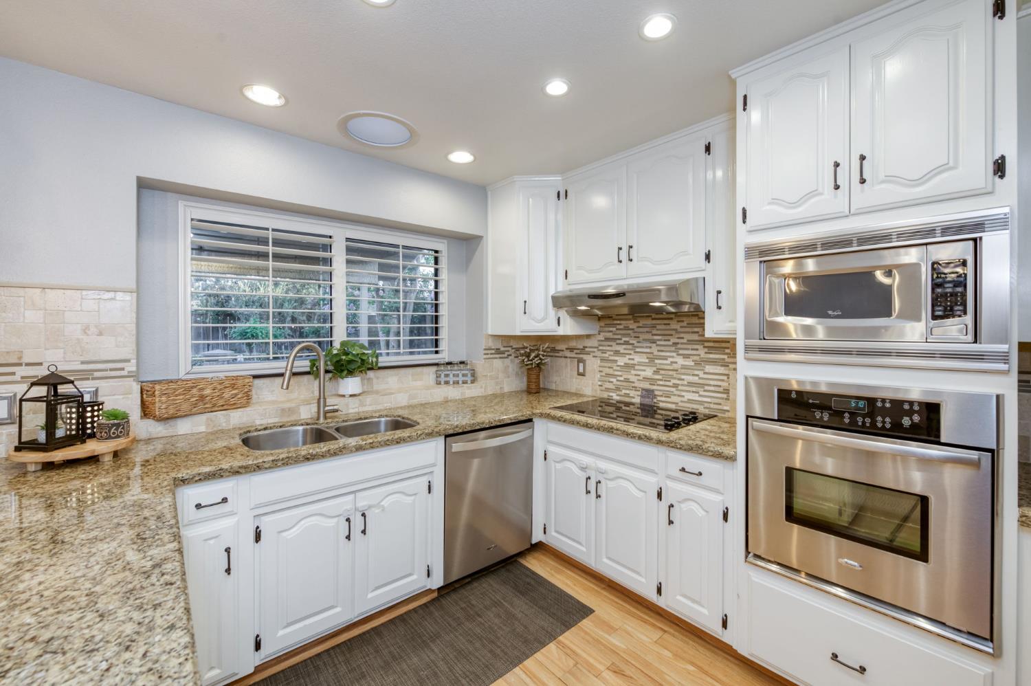 2450 Harold St, Kingsburg, CA 93631