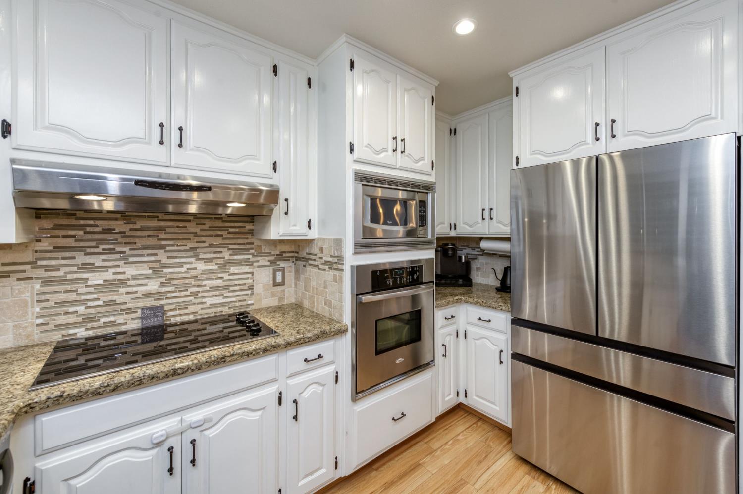 2450 Harold St, Kingsburg, CA 93631