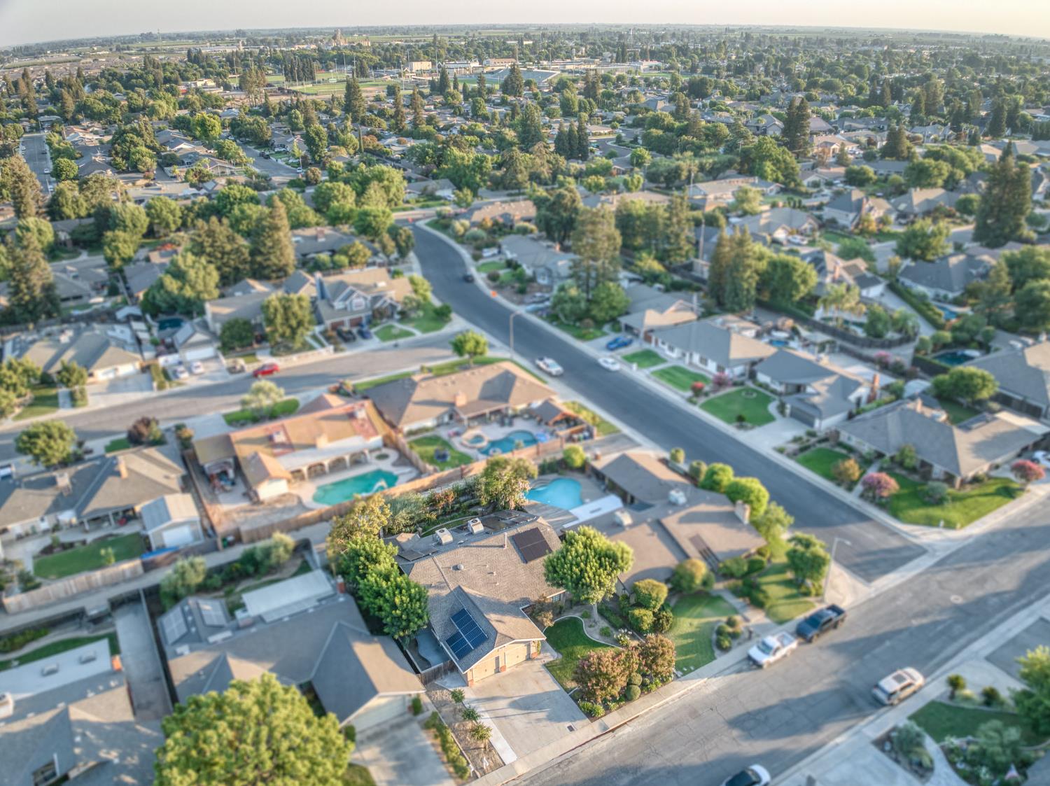 2450 Harold St, Kingsburg, CA 93631