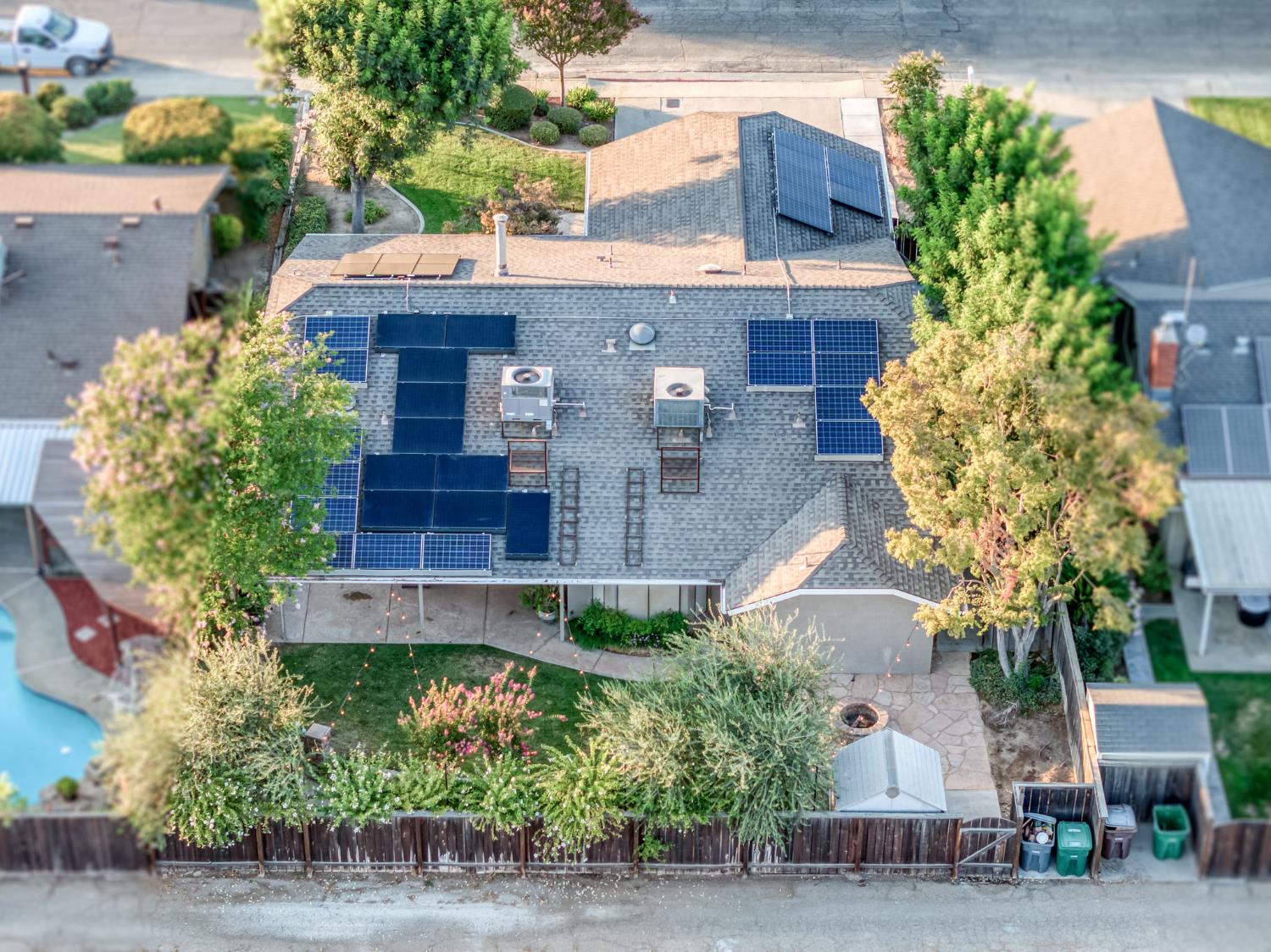 2450 Harold St, Kingsburg, CA 93631