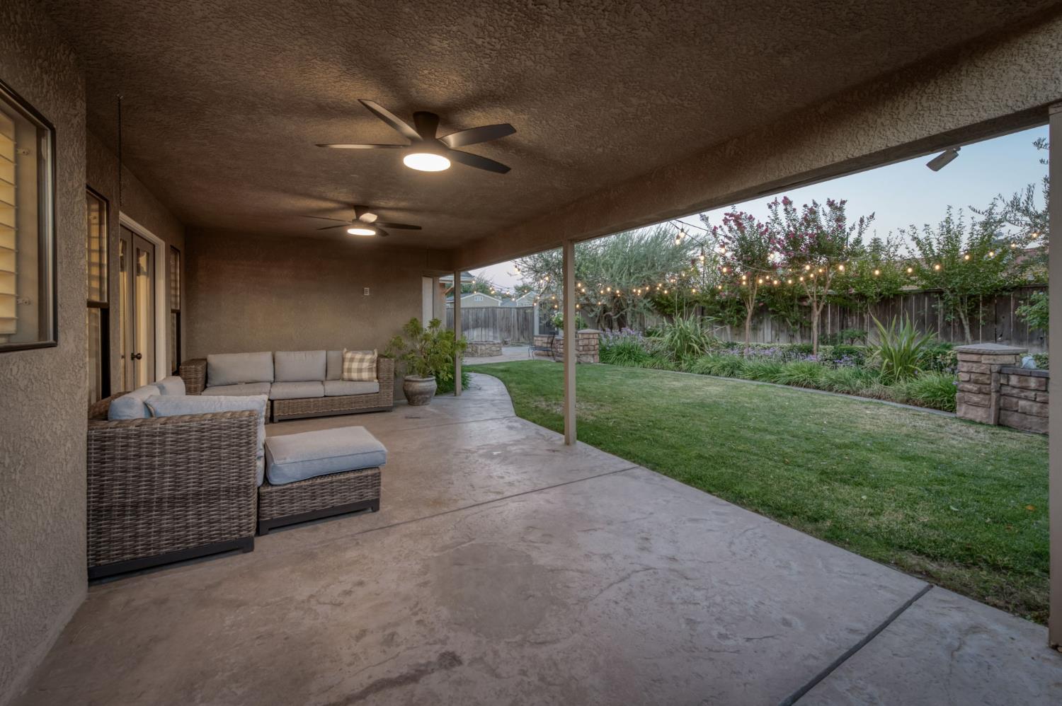 2450 Harold St, Kingsburg, CA 93631