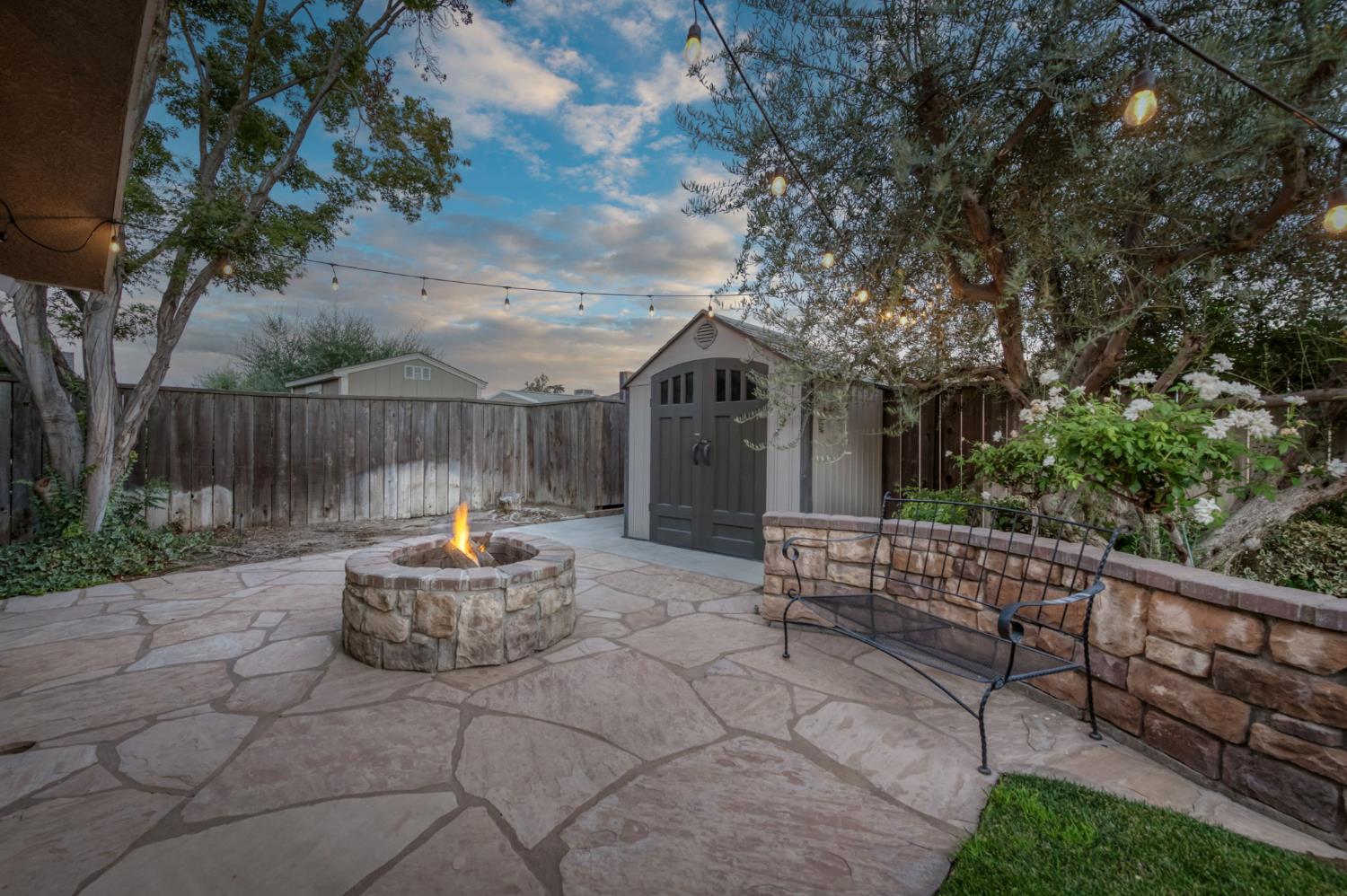 2450 Harold St, Kingsburg, CA 93631