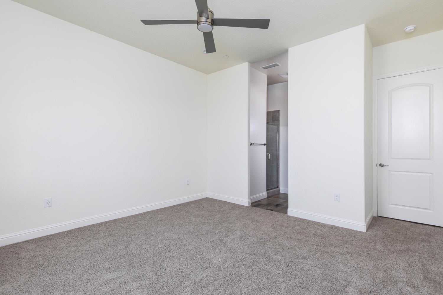 3091 19th Ave, Kingsburg, CA 93631