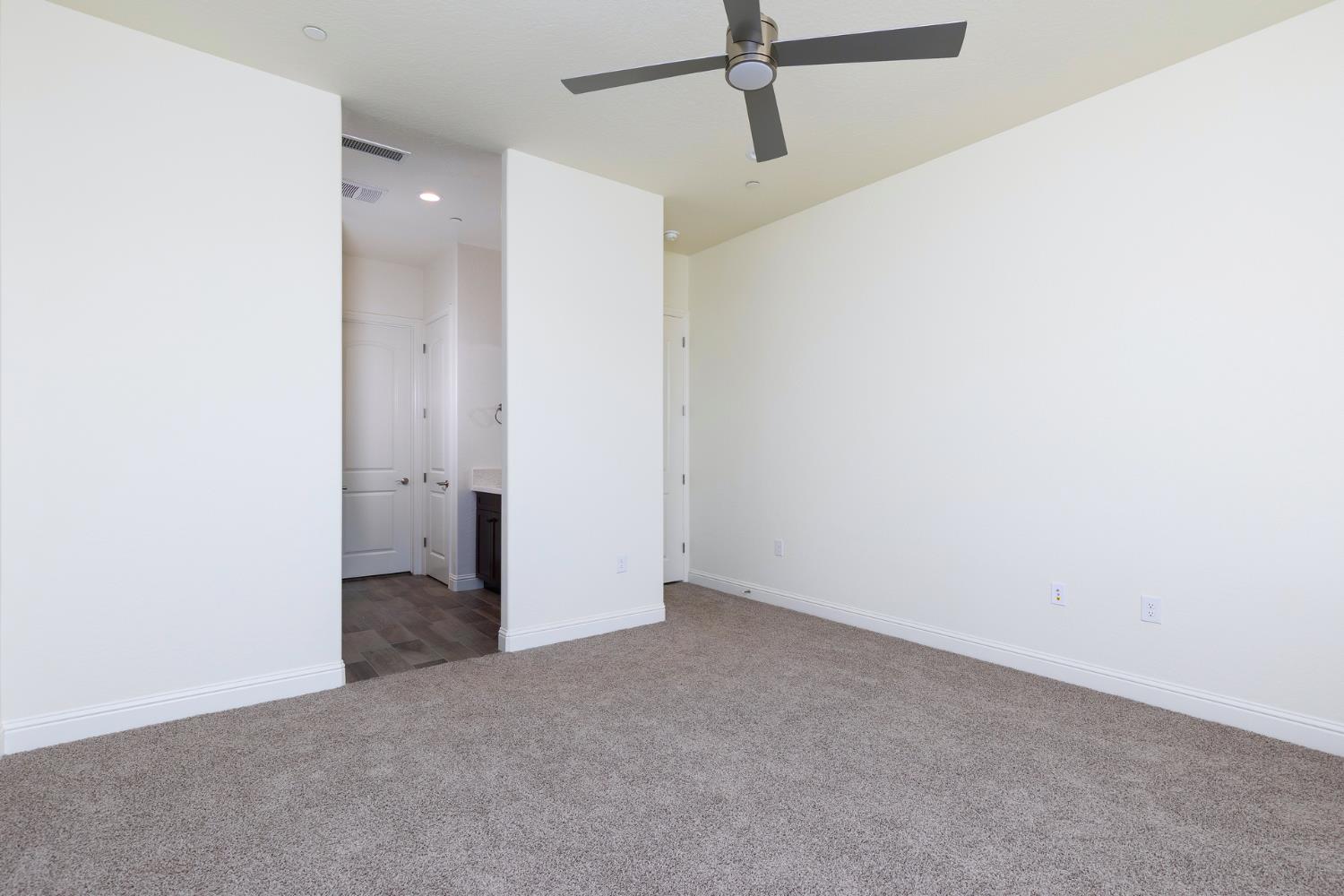 3091 19th Ave, Kingsburg, CA 93631