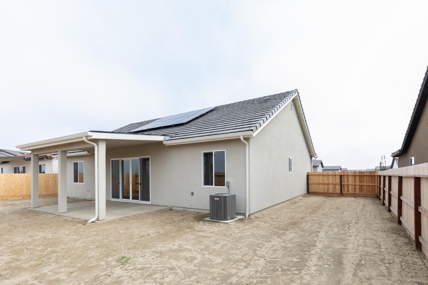 3091 19th Ave, Kingsburg, CA 93631