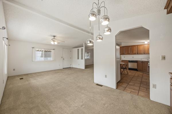 1551 6th #179 Ave, Kingsburg, CA 93631