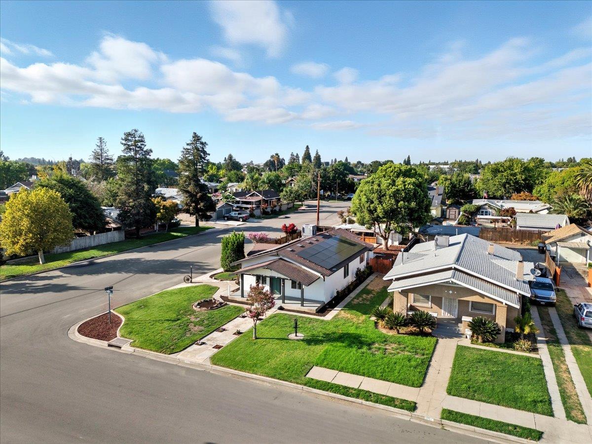 1201 Union St, Kingsburg, CA 93631
