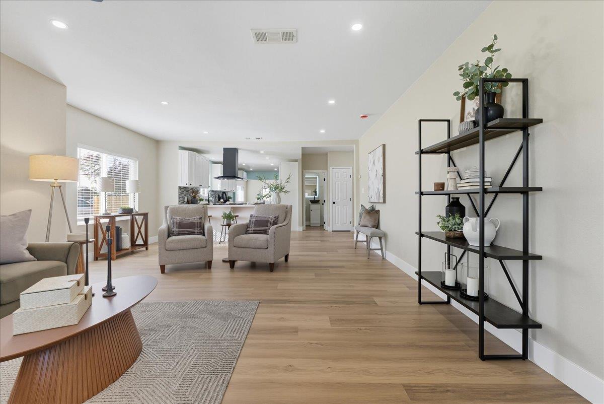 1201 Union St, Kingsburg, CA 93631