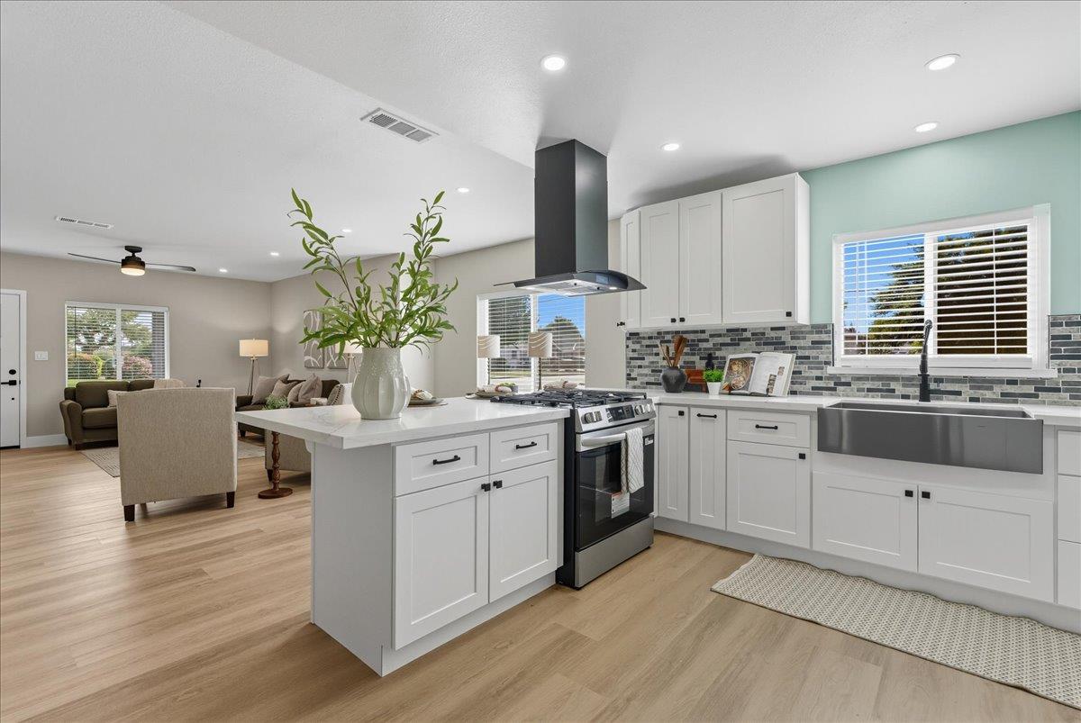 1201 Union St, Kingsburg, CA 93631