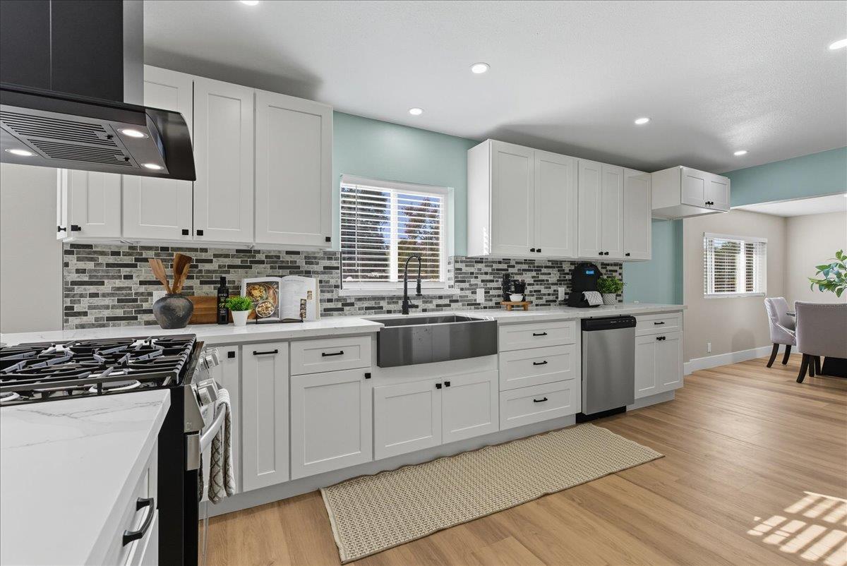 1201 Union St, Kingsburg, CA 93631