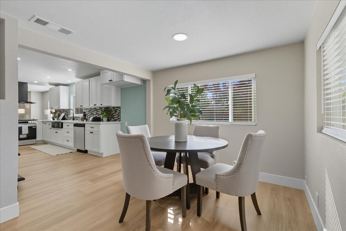 1201 Union St, Kingsburg, CA 93631