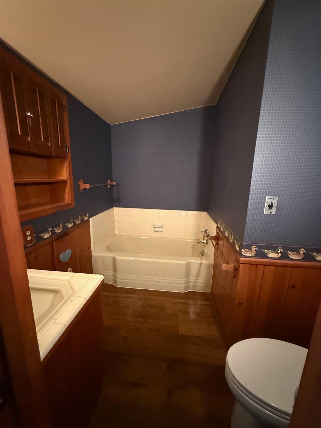 2480 18Th Ave, Kingsburg, CA 93631