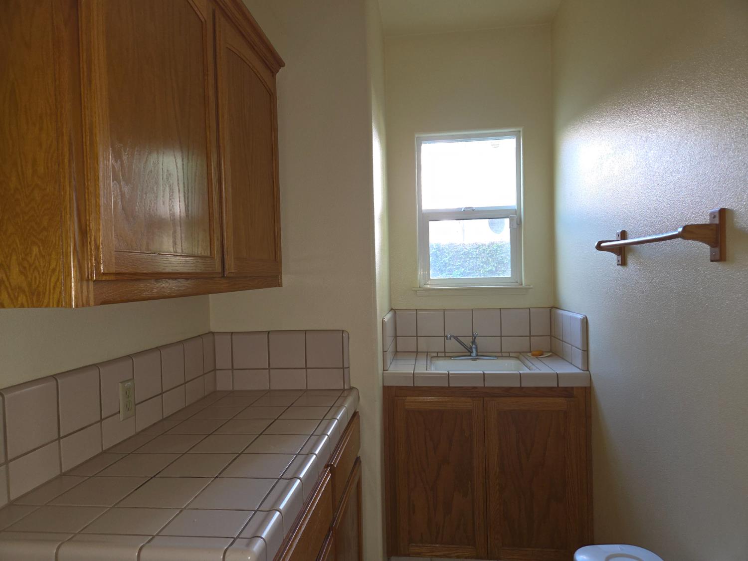 2300 Sierra St #122, Kingsburg, CA 93631