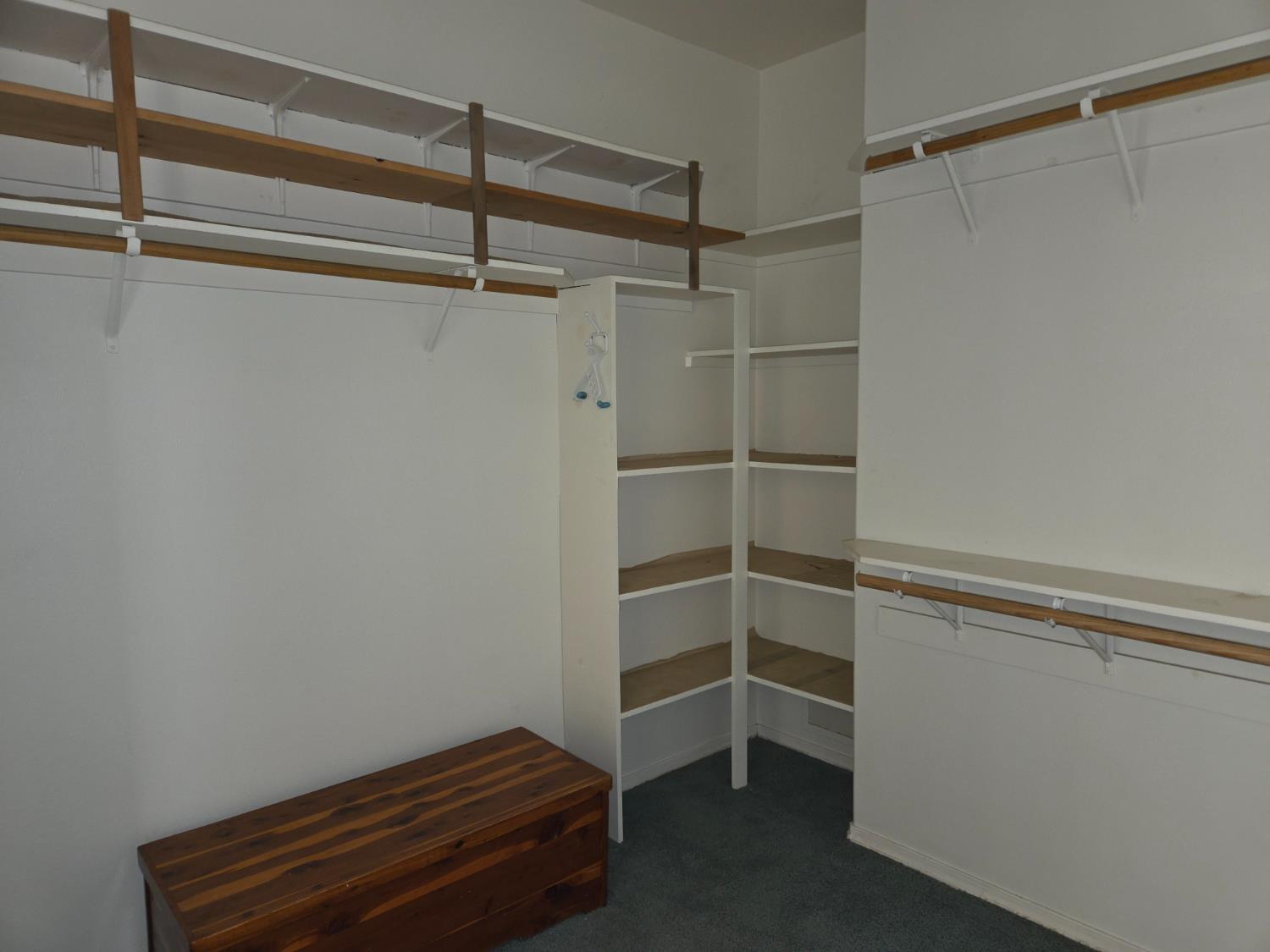 2300 Sierra St #122, Kingsburg, CA 93631