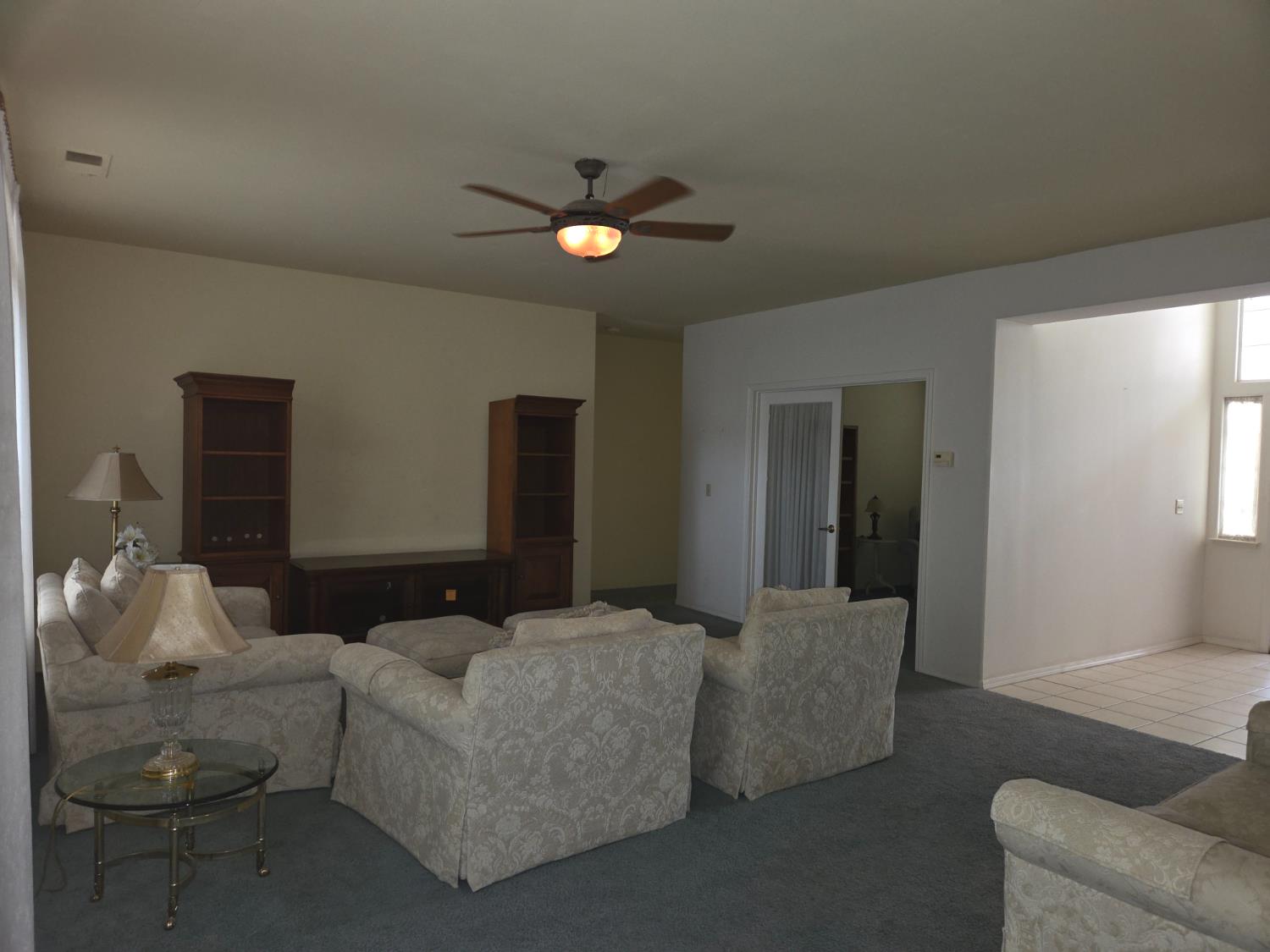 2300 Sierra St #122, Kingsburg, CA 93631