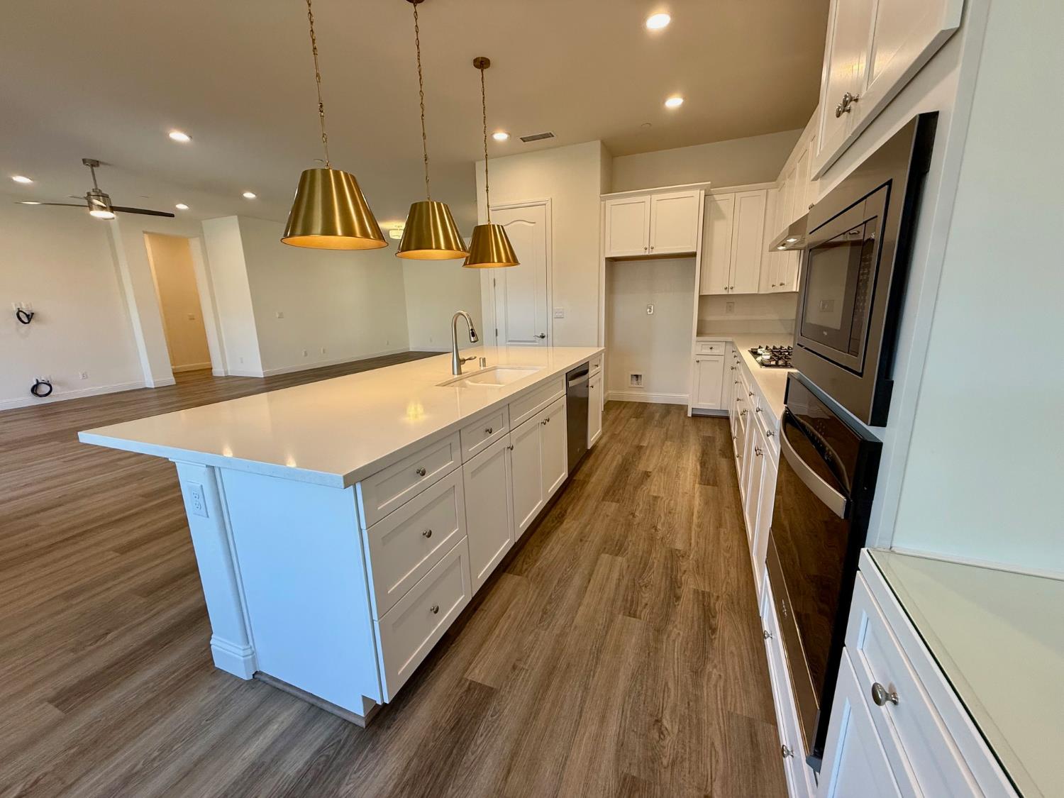 2922 19Th Ave, Kingsburg, CA 93631