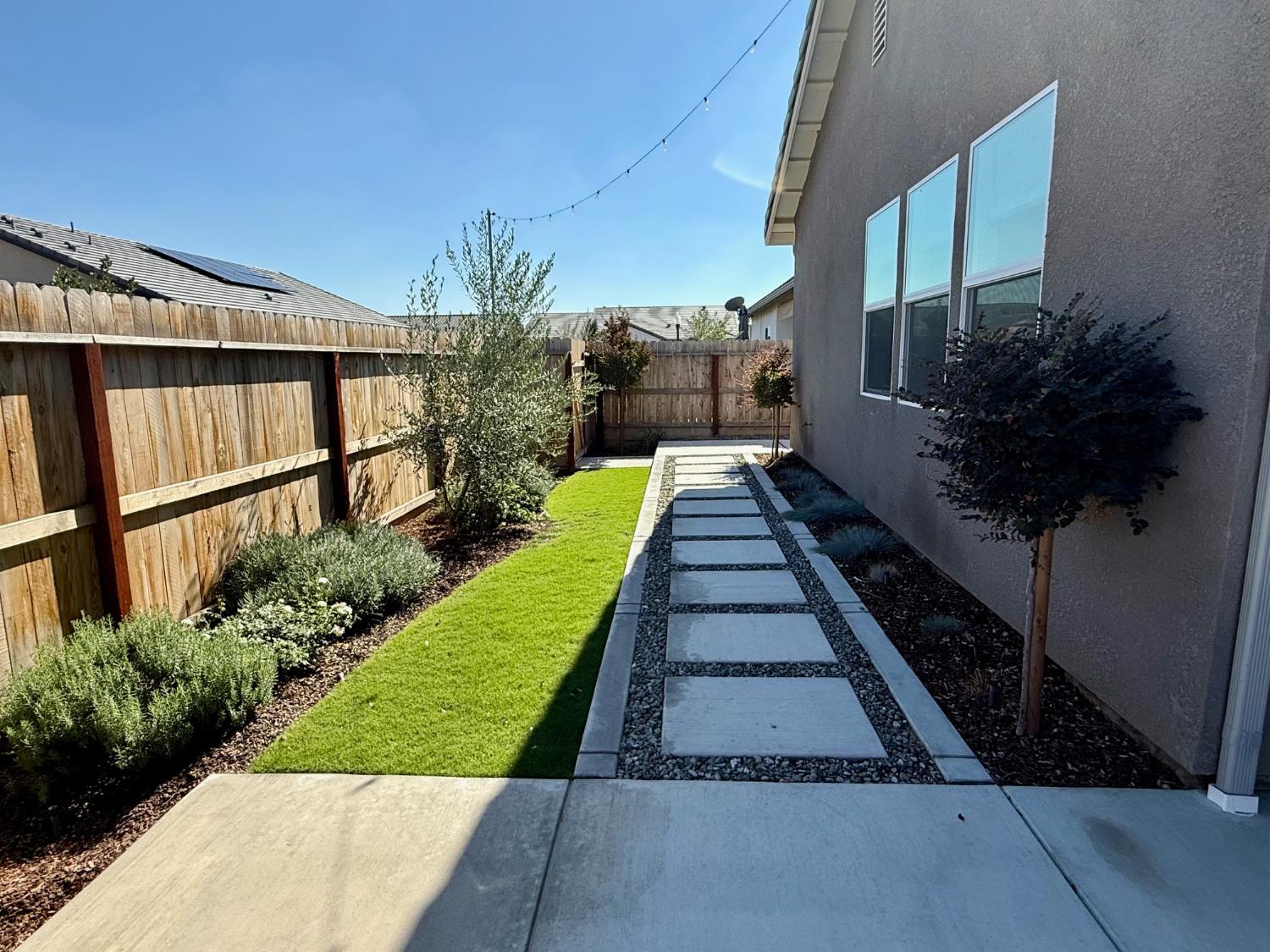 2922 19Th Ave, Kingsburg, CA 93631