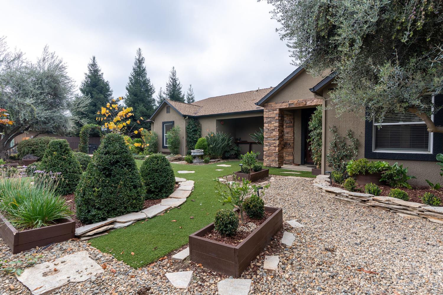 3517 Kings River Ct, Kingsburg, CA 93631