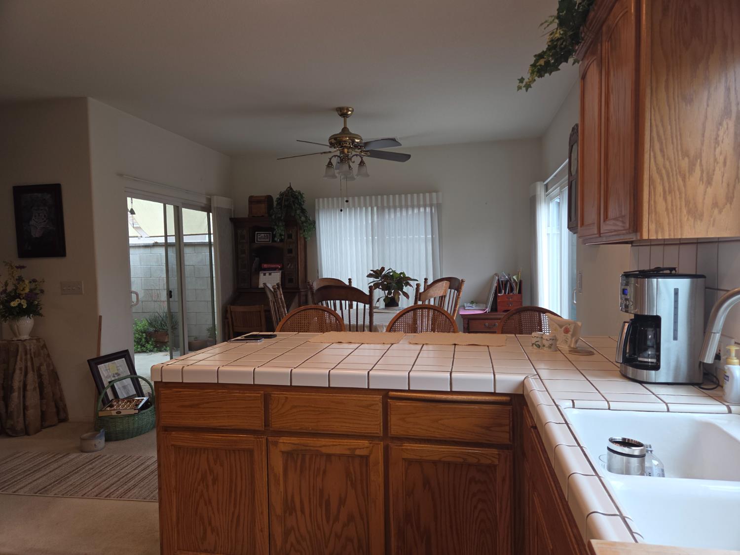 2300 Sierra St #103, Kingsburg, CA 93631