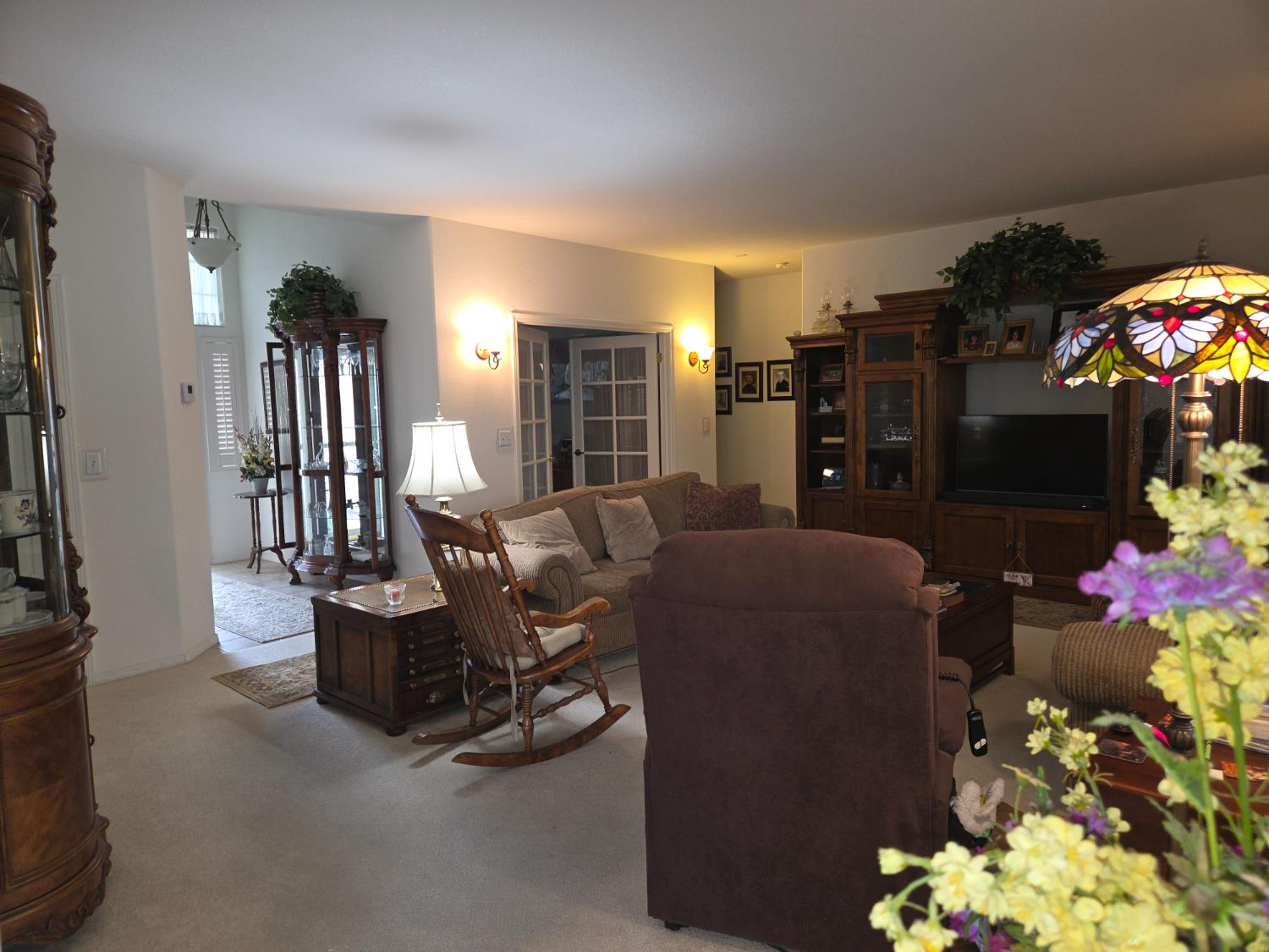 2300 Sierra St #103, Kingsburg, CA 93631