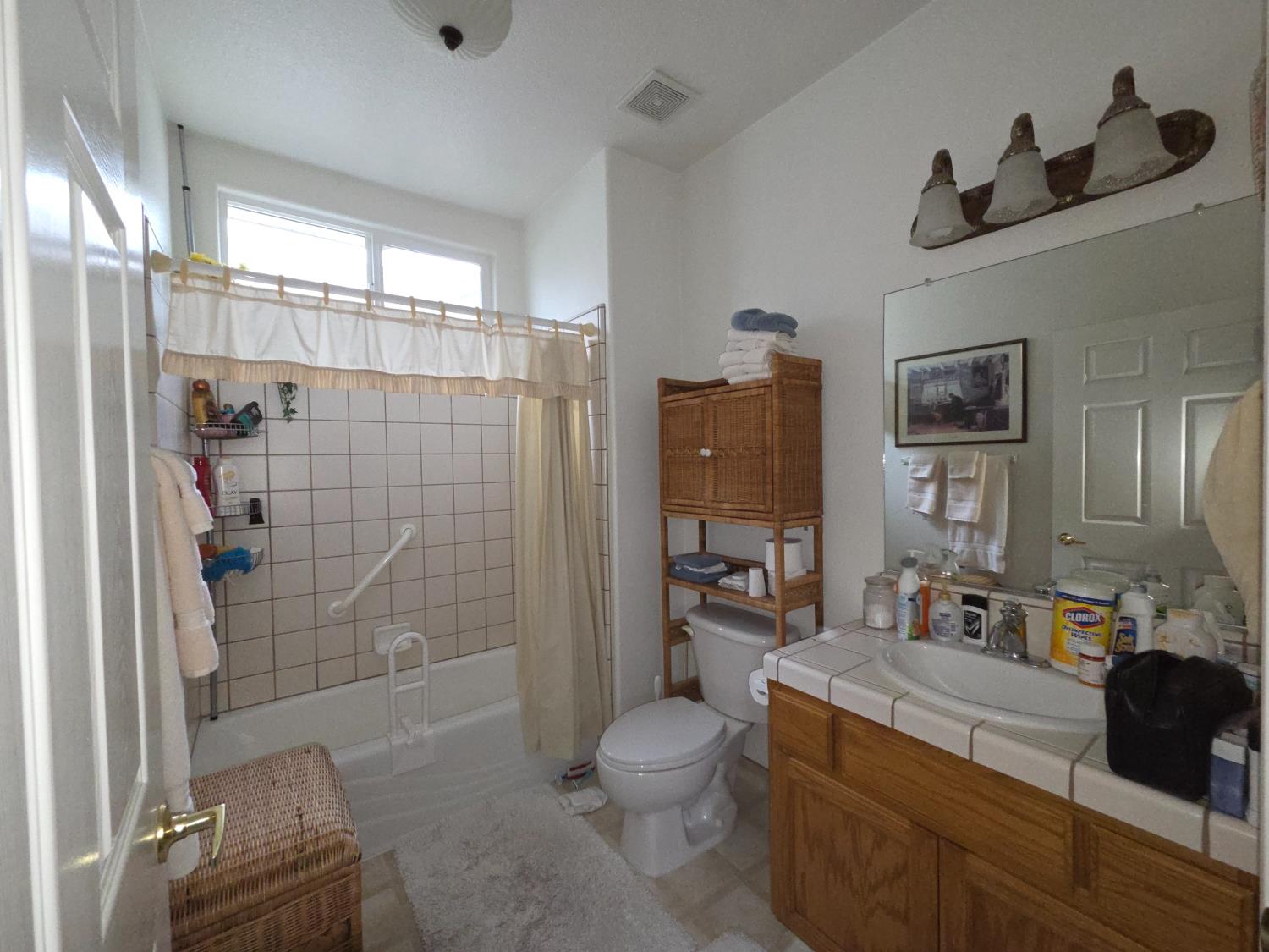 2300 Sierra St #103, Kingsburg, CA 93631