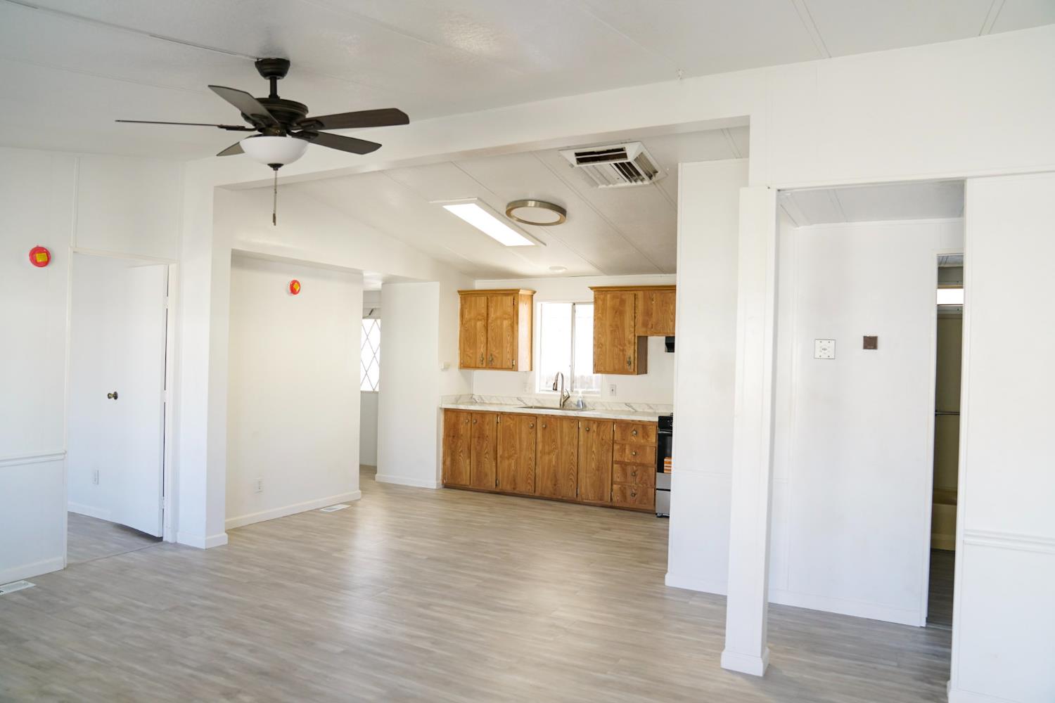 1551 6Th Avenue Dr #161, Kingsburg, CA 93631