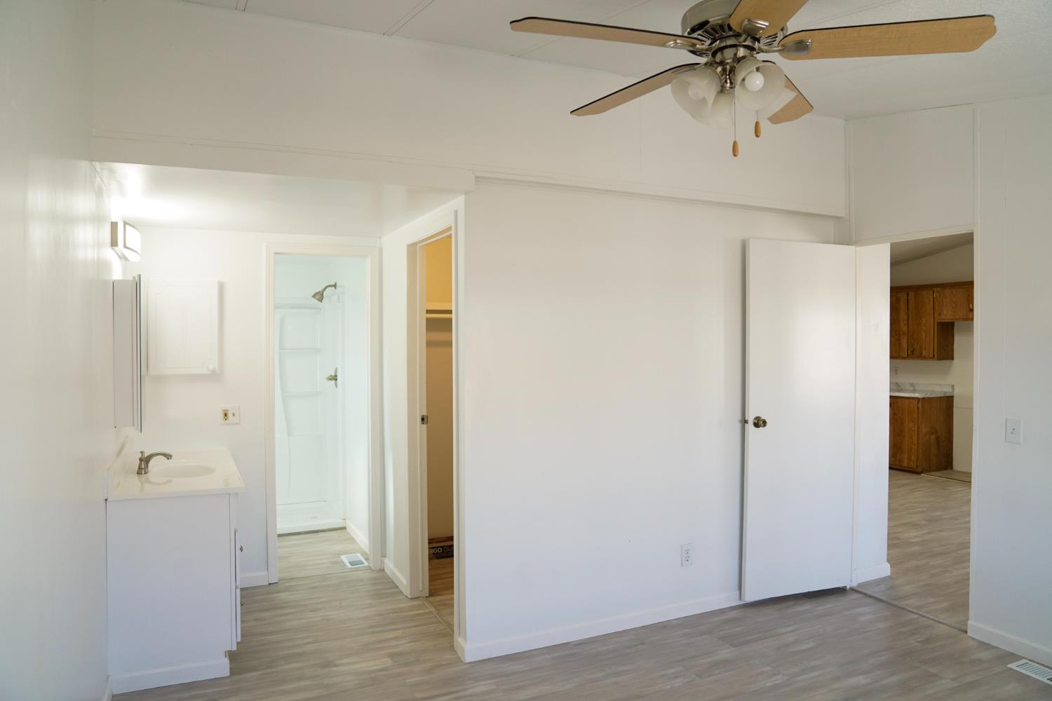 1551 6Th Avenue Dr #161, Kingsburg, CA 93631