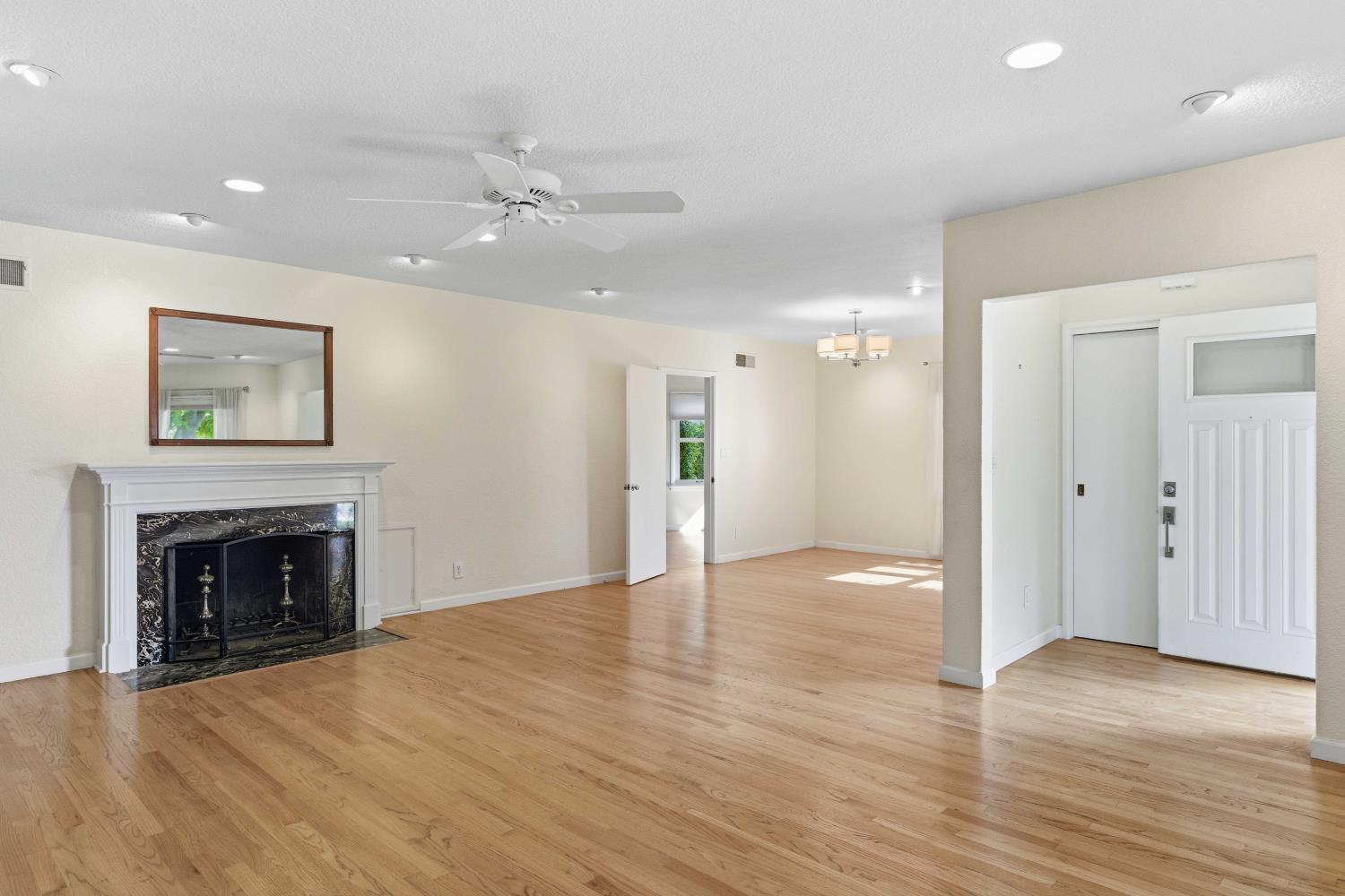 1673 Union, Kingsburg, CA 93631