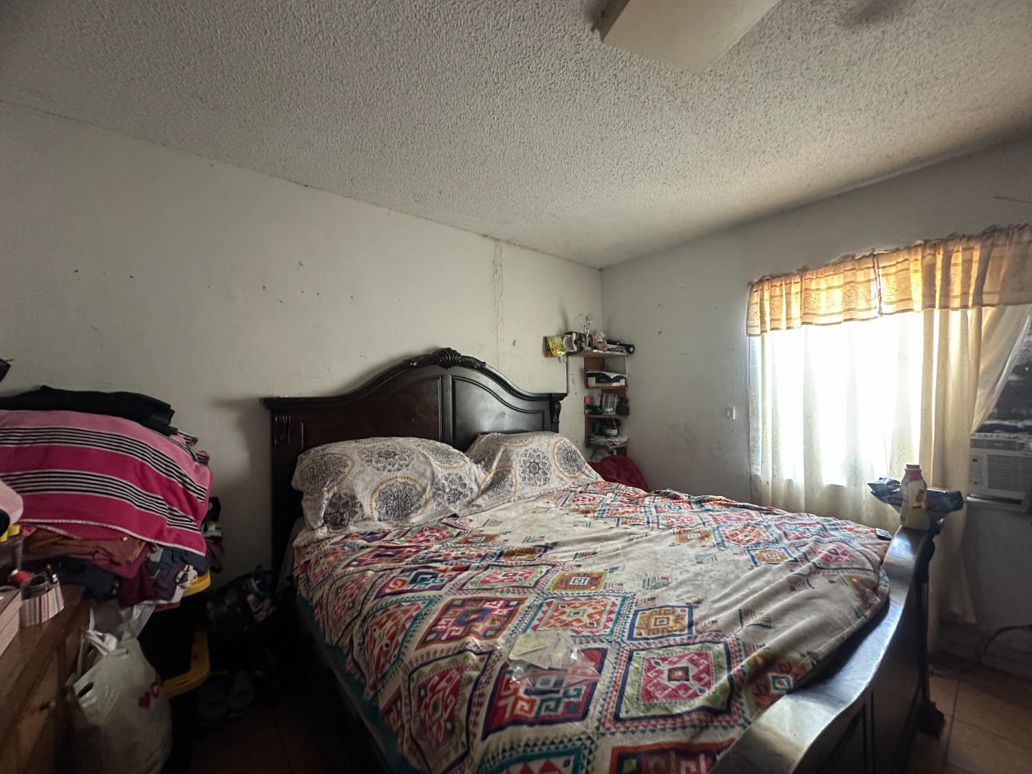 901 Mariposa, Kingsburg, CA 93631