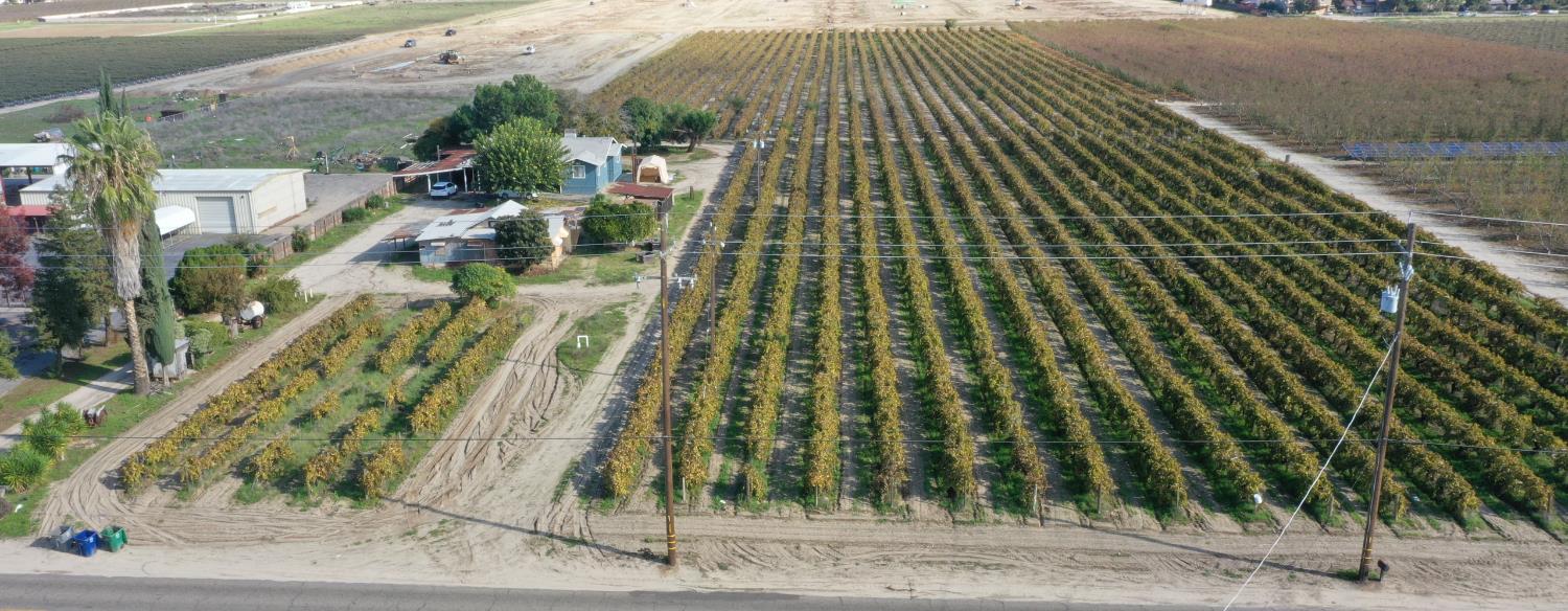 13608 S Academy, Kingsburg, CA 93631