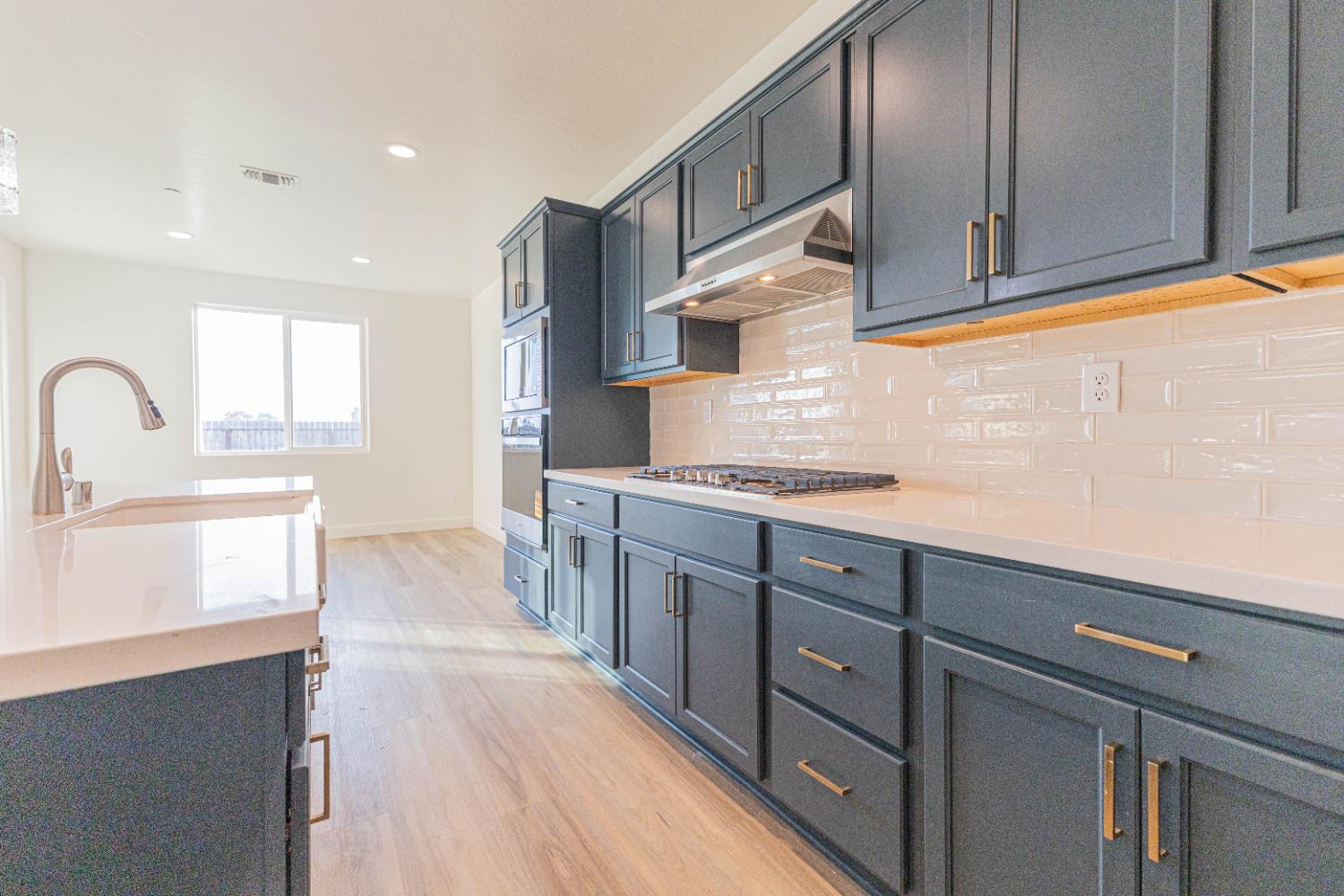 782 Skansen St, Kingsburg, CA 93631