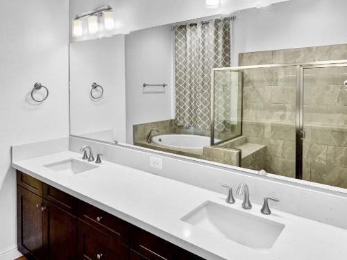 2935 21st Ave, Kingsburg, CA 93631