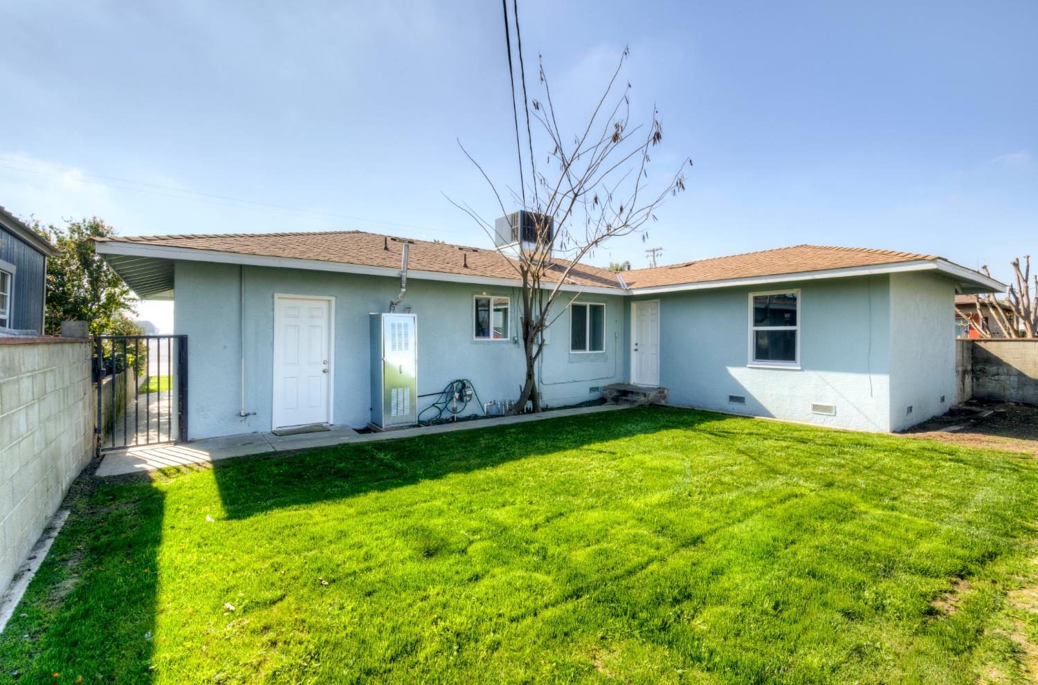1217 Mehlert St, Kingsburg, CA 93631