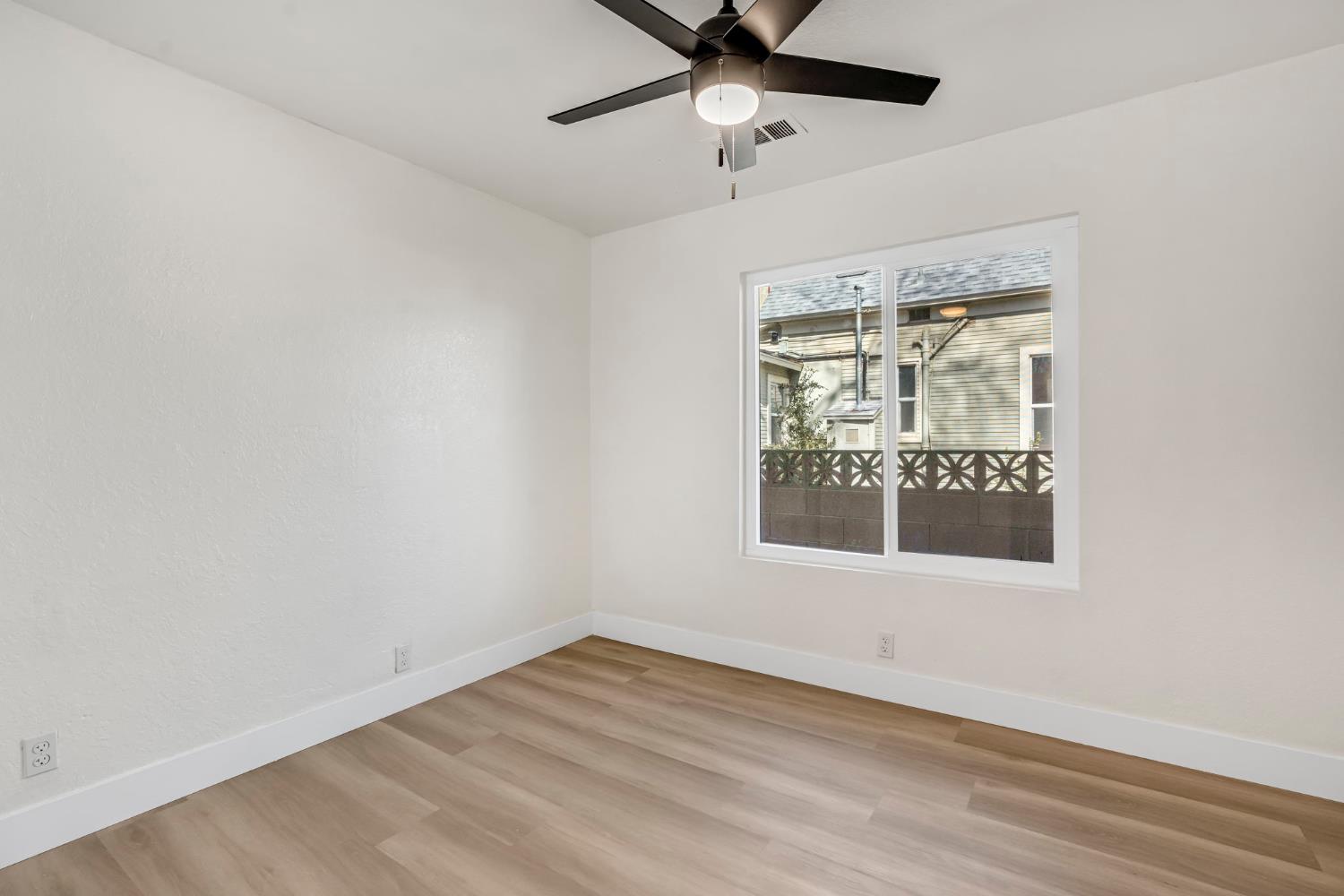 1575 19Th Ave, Kingsburg, CA 93631