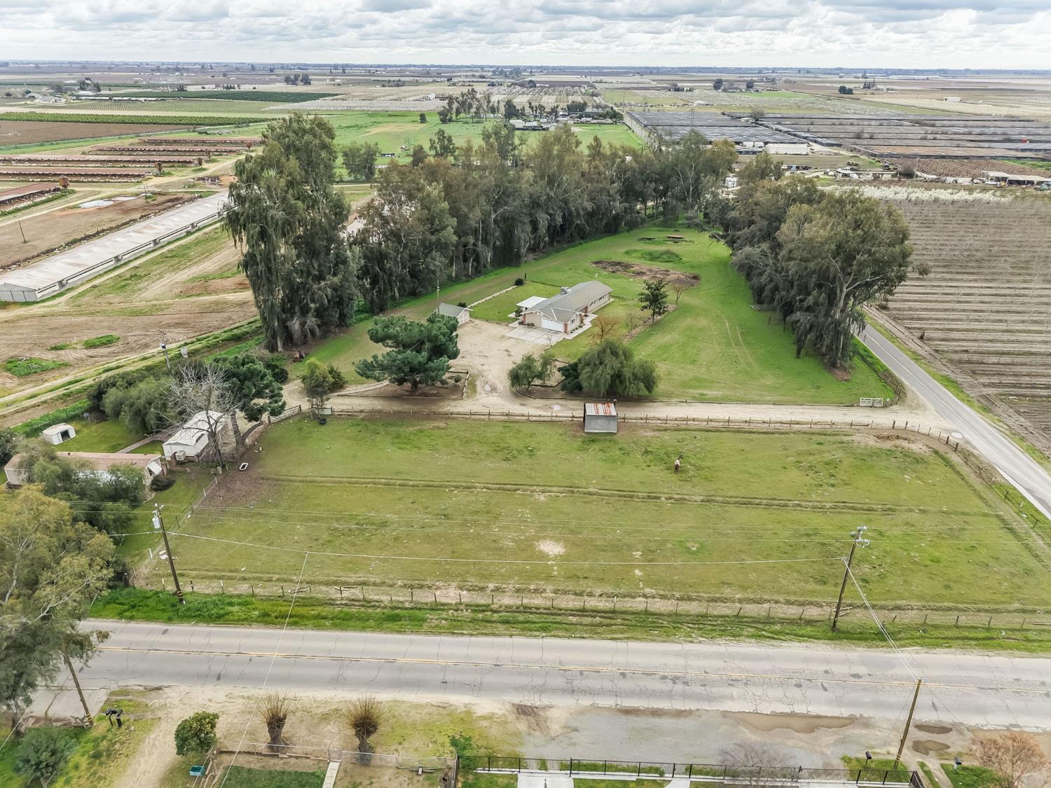 16036 S Del Rey Ave, Kingsburg, CA 93631
