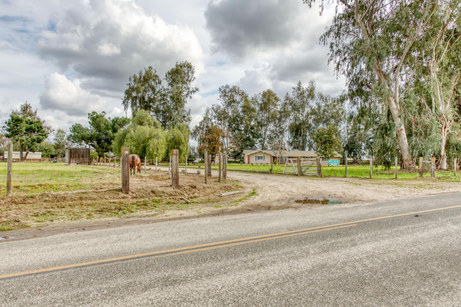 16036 S Del Rey Ave, Kingsburg, CA 93631
