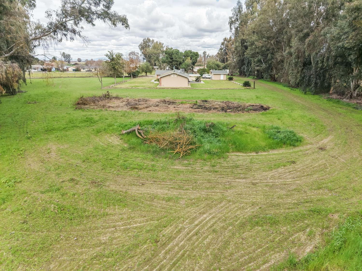 16036 S Del Rey Ave, Kingsburg, CA 93631